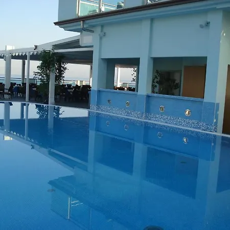 Miramare Palace Otel 4*