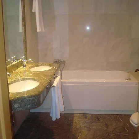 Miramare Palace Hotel 4*