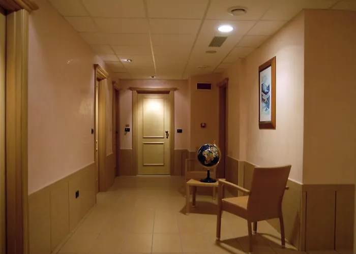 מלון Miramare Palace