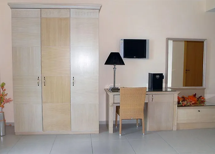 Miramare Palace 4* טרביסאצ'ה