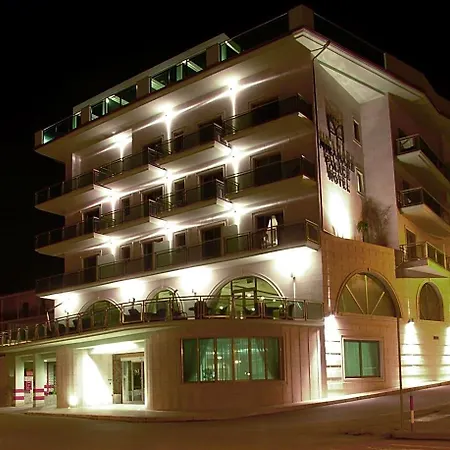 Miramare Palace Hotel