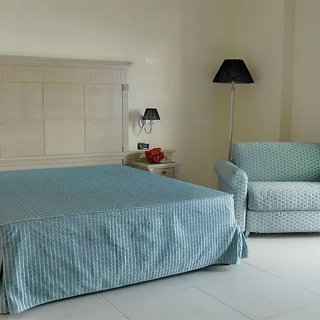 호텔 Miramare Palace 4*