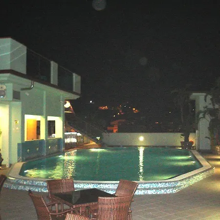 Miramare Palace Hotel 4*